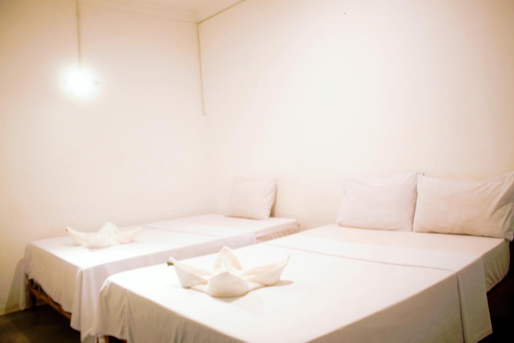 Garden Guest House بنوم بنه المظهر الخارجي الصورة