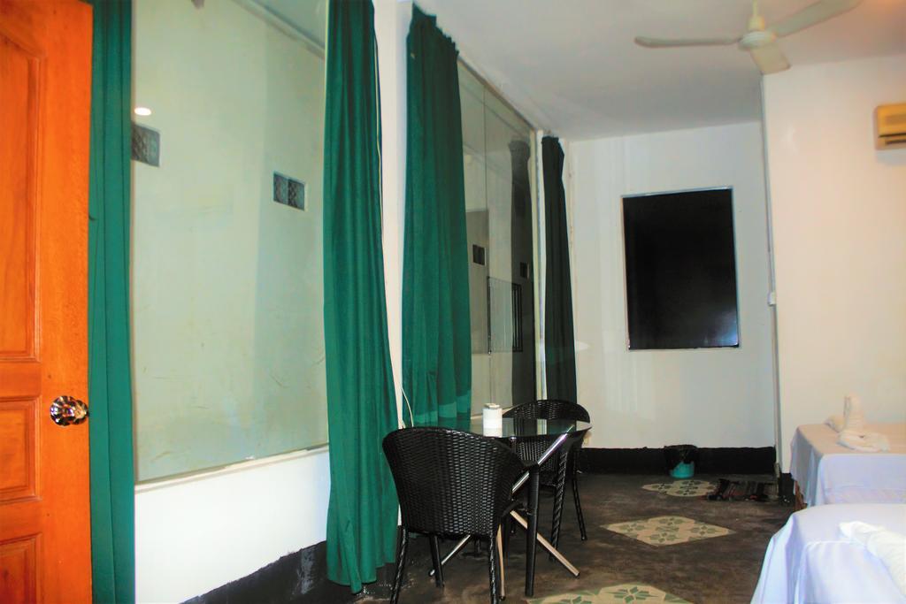 Garden Guest House بنوم بنه المظهر الخارجي الصورة