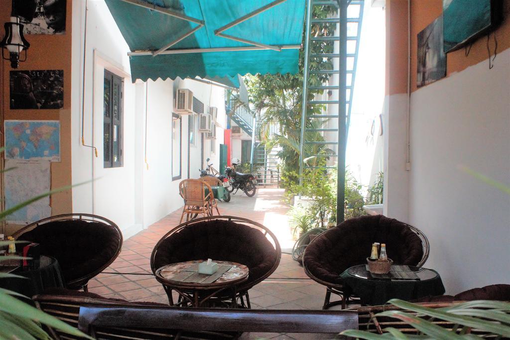 Garden Guest House بنوم بنه المظهر الخارجي الصورة