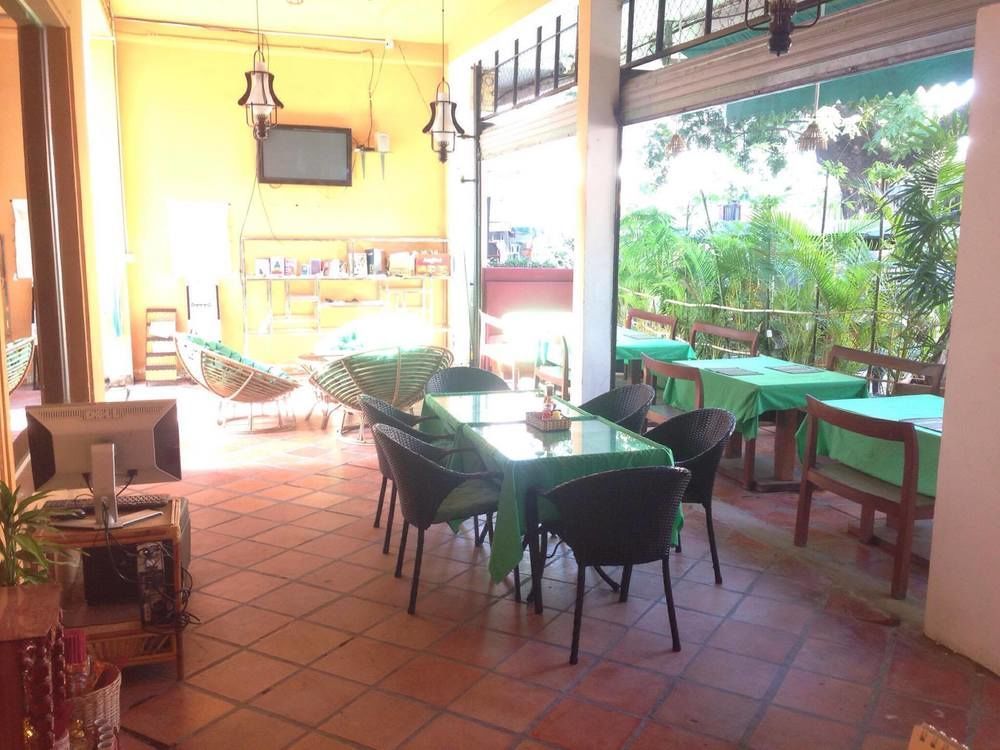 Garden Guest House بنوم بنه المظهر الخارجي الصورة
