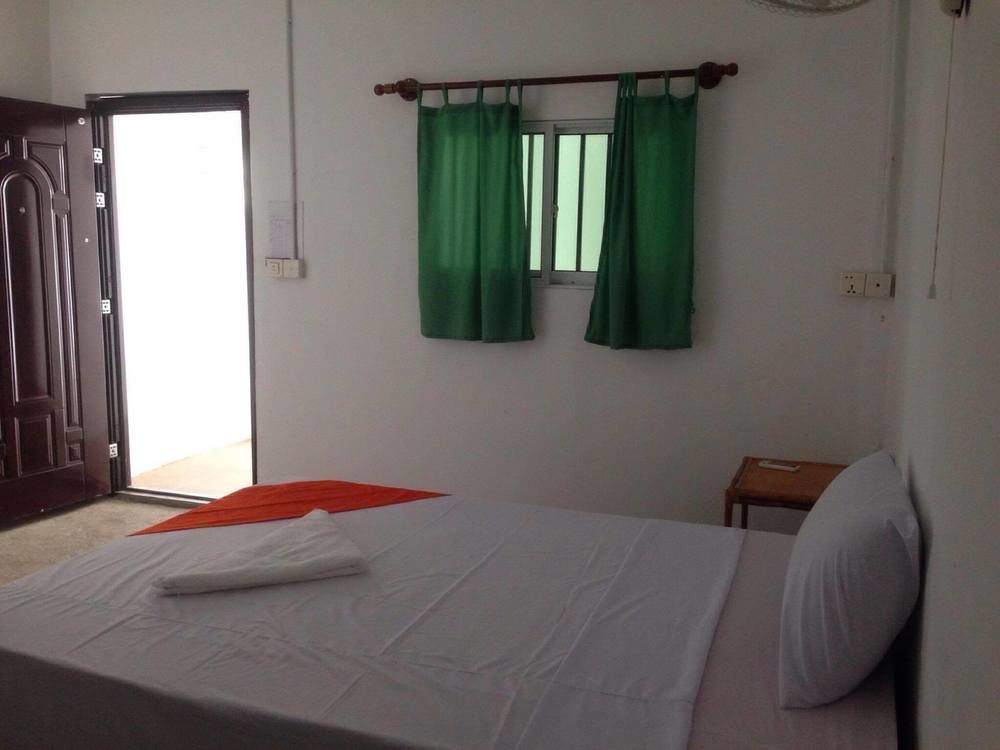 Garden Guest House بنوم بنه المظهر الخارجي الصورة