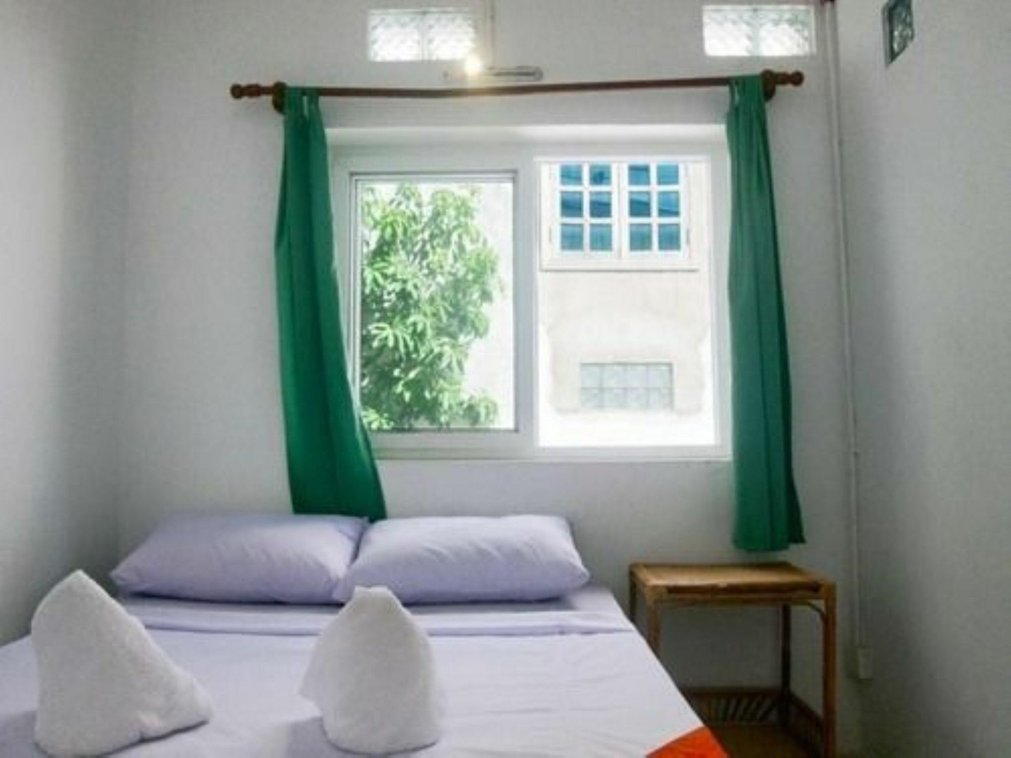 Garden Guest House بنوم بنه المظهر الخارجي الصورة
